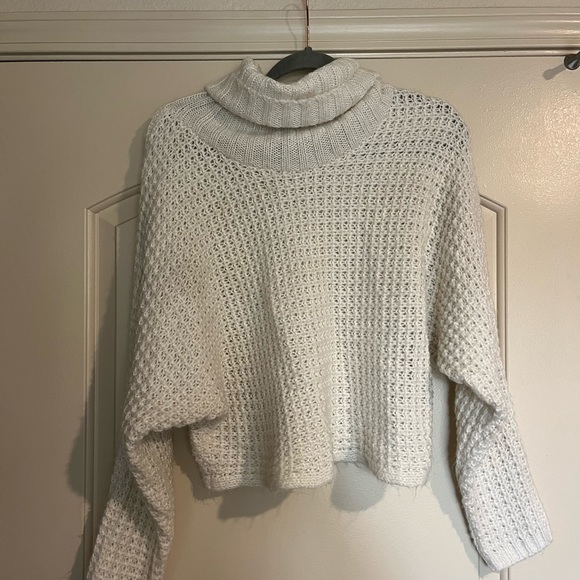 Express white sweater oversized - Picture 1 of 4